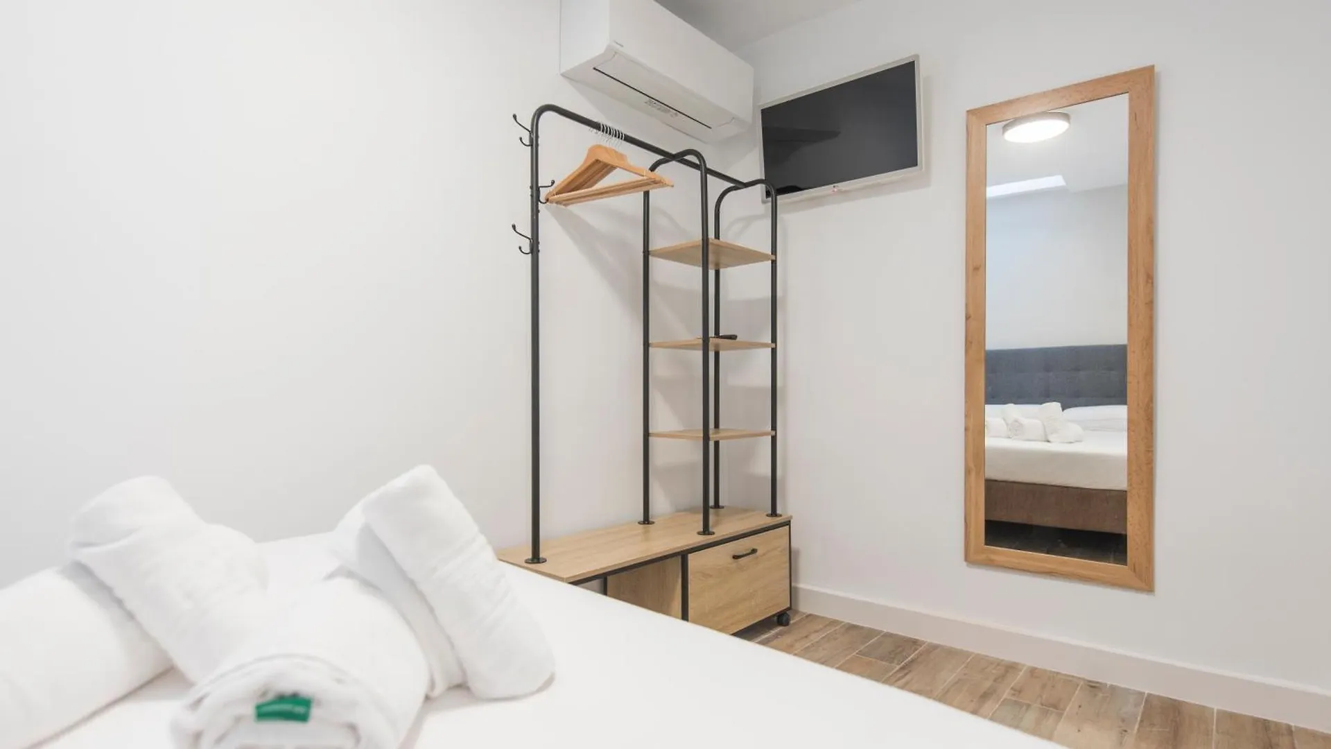 Granadal - Apartamentos Aloha Toledo